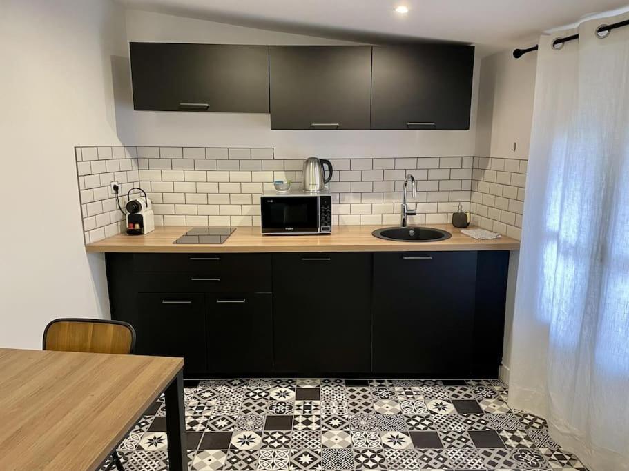 Le Moulin 2 - Appartement Arenes Romaines- Beziers Gare - Wifi- Tv Connecte Esterno foto