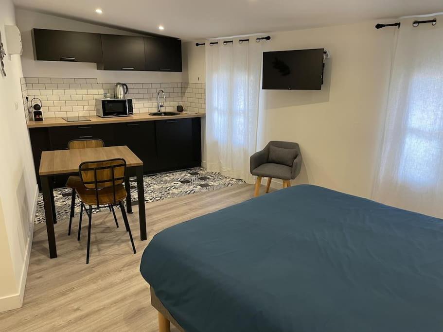 Le Moulin 2 - Appartement Arenes Romaines- Beziers Gare - Wifi- Tv Connecte Esterno foto